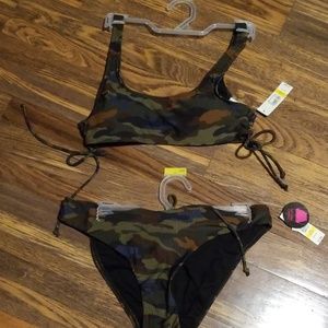 Camo 2 piece bikini NWT